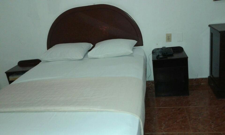 Hotel Residencial Mexico Panama Stadt Exterior foto