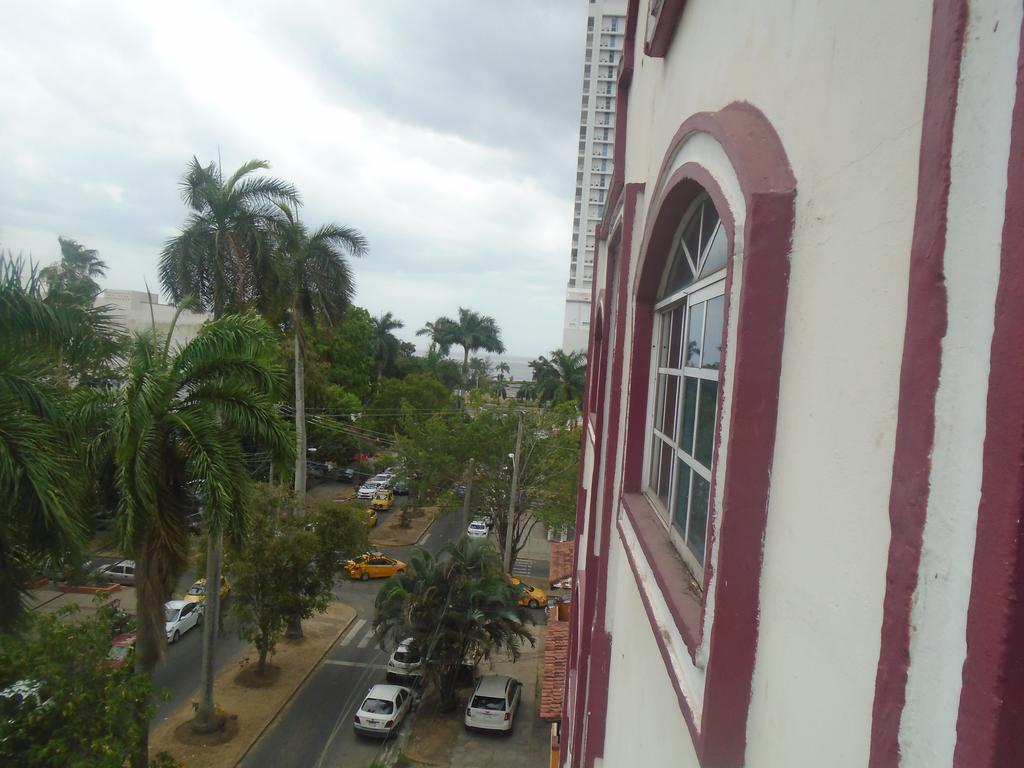 Hotel Residencial Mexico Panama Stadt Exterior foto